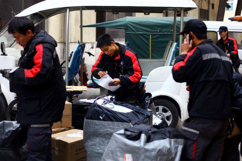 35岁男士没学历干什么工作,40岁失业除了司机外卖还能做什么