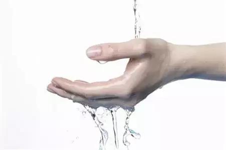 柏兰大健康家居小常识：这样洗手，还不如不洗！