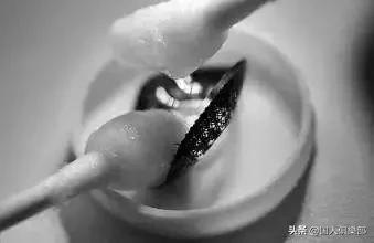 美瞳毁了一个女孩是真的吗,正在被美瞳毁掉的女孩们