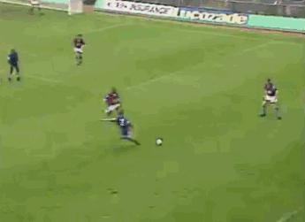 拉梅拉神仙球,英超十佳球插花脚