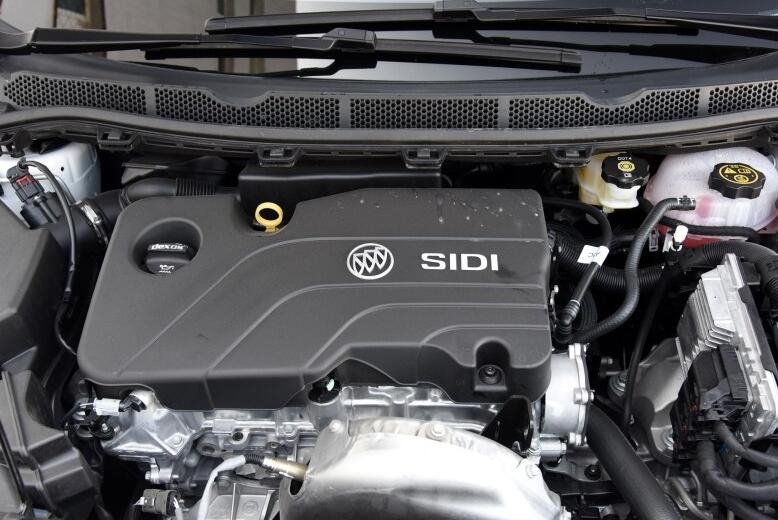 车长超4米7油耗仅6.3L的合资*级A**车3年车龄的别克威朗6万多值吗