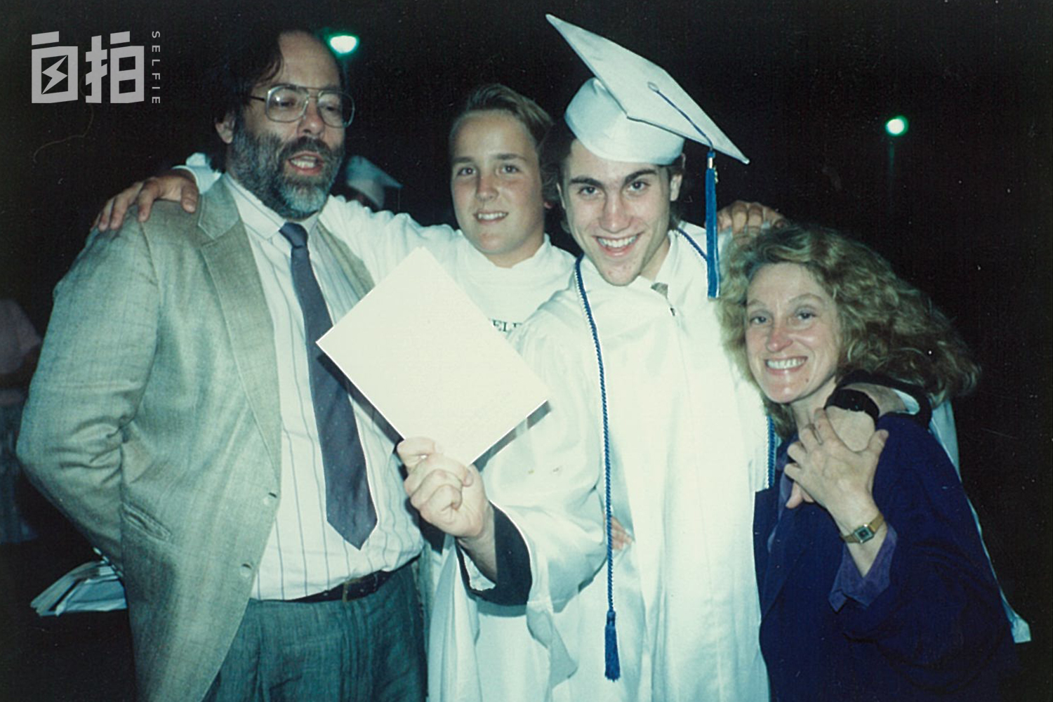 我叫曹操，美国人，娶北京姑娘、学中国文化，现在变成了北京大爷