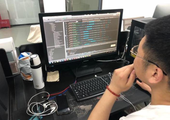 开发运维测试哪个岗位更有前途,开发测试运维哪个工资高