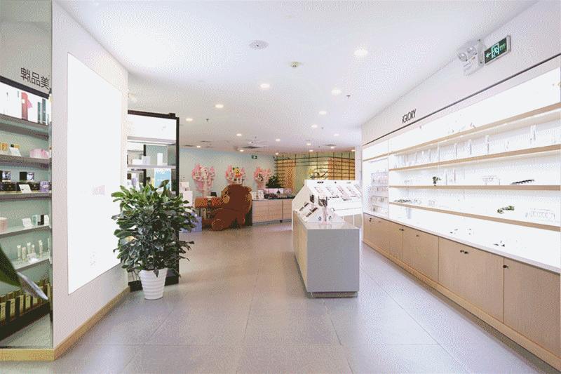 逛化妆品专柜不买怎么拒绝,去专柜买化妆品遭到嫌弃