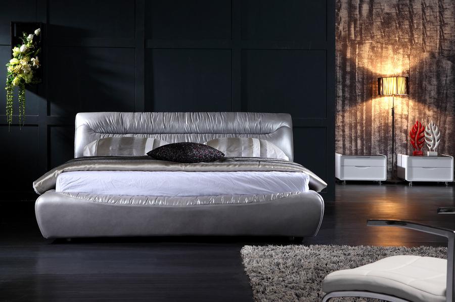 实木床和板材哪个性能好,布艺床好还是实木床好