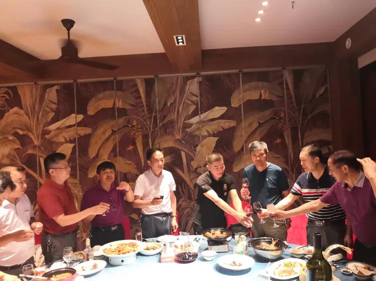 品鉴妈祖故乡的味道—扬州经济类商协会秘书长走近众宜海鲜见闻