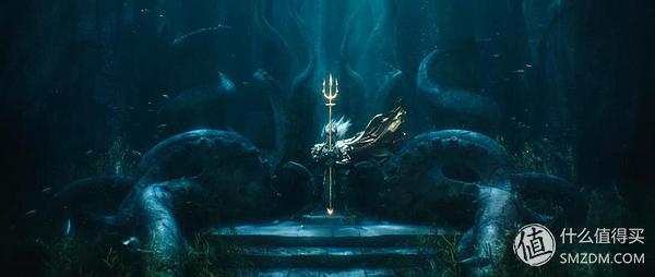 看腻了小鲜肉？《海王》凭肌肉和女神实现口碑逆袭：DC漫改指南