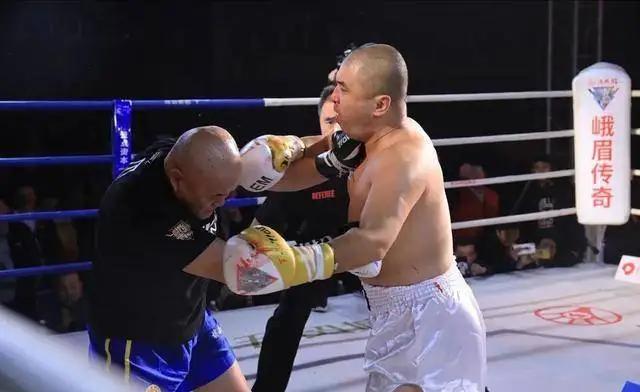 田野向张艺谋自荐能否混个角色：我在武林里还有点流量，您亏不了