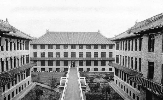 老北京的“洋诊所”：同仁医院开在教堂旁，普仁医院给英国人看病