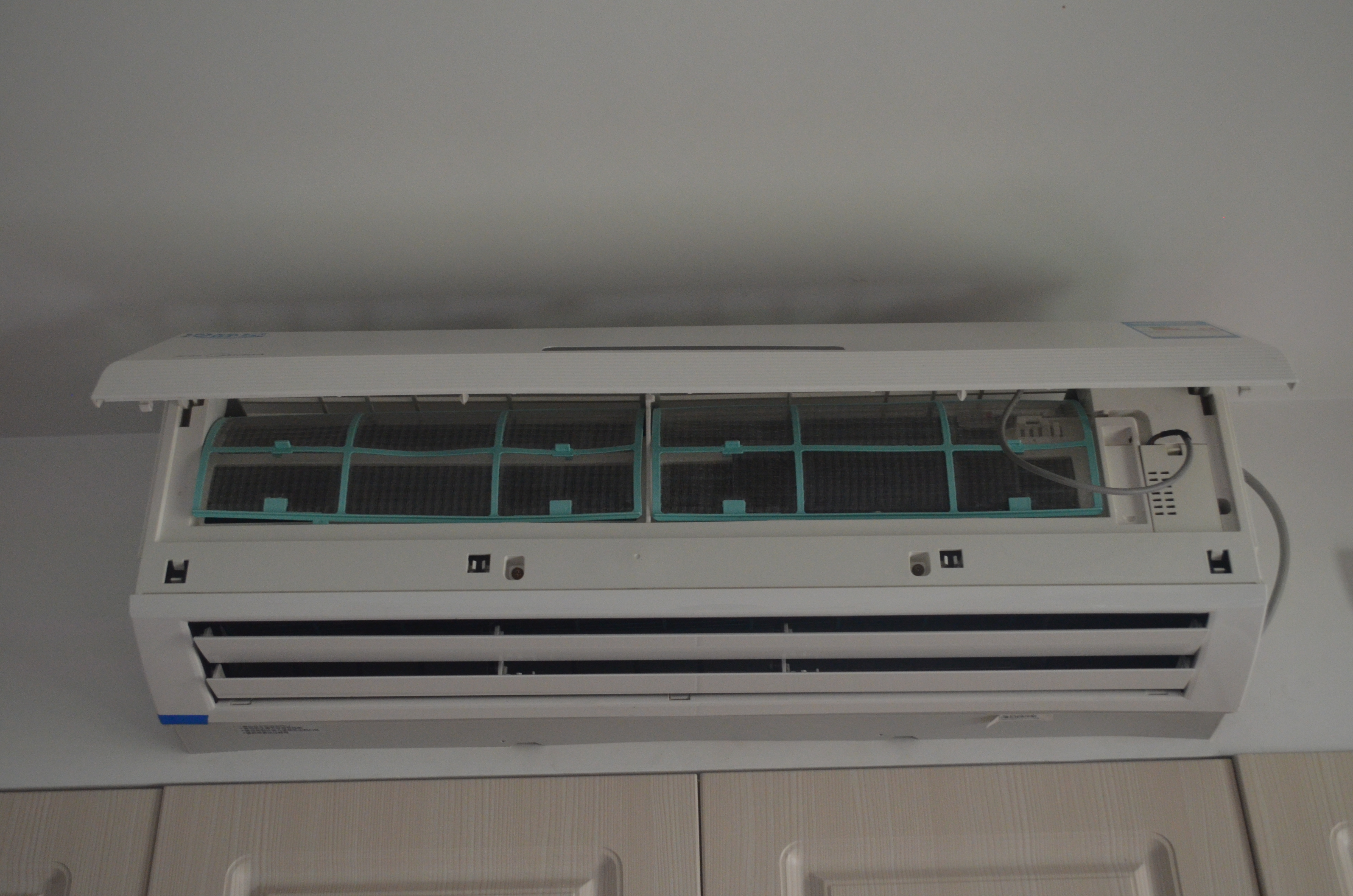 新风空调和一般空调怎么清洗,空调清洗师傅清洗空调要哪些工具