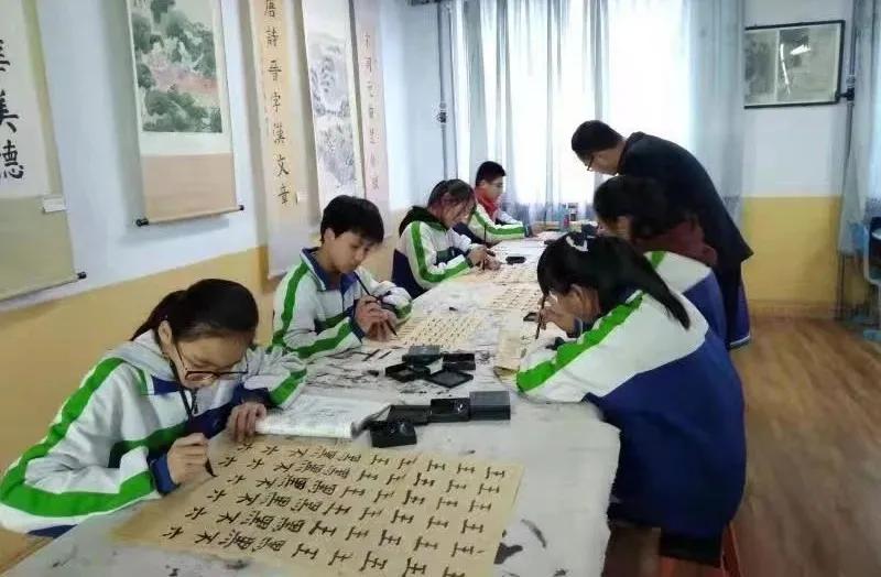 双减课后孩子学什么,双减教育下的校园生活