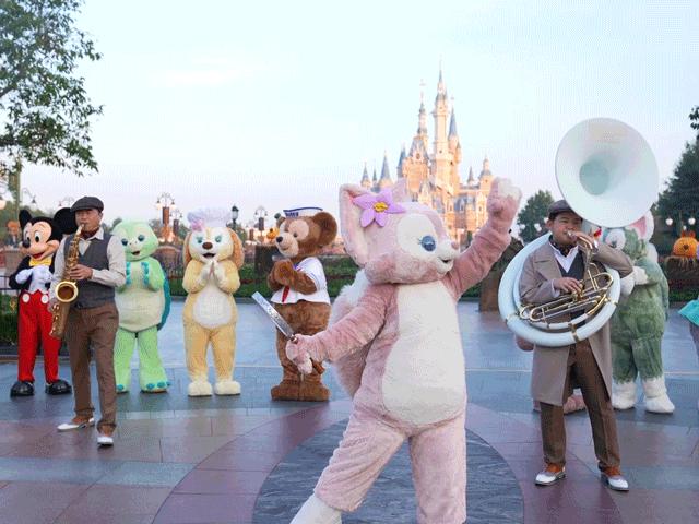 比炒鞋还疯狂，迪士尼的“造星计划”有多赚？