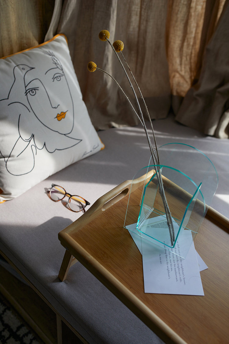 家里垃圾堆多,家里都是垃圾杂物