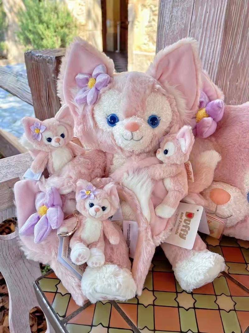 玲娜贝儿和星黛露什么关系,玲娜贝儿和星黛露人物介绍