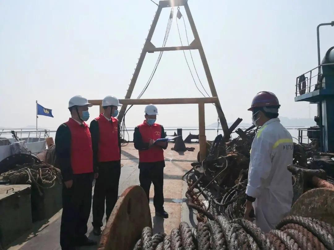 首船成功靠泊广西最大油码头投产,迎来首条3万吨级油品船