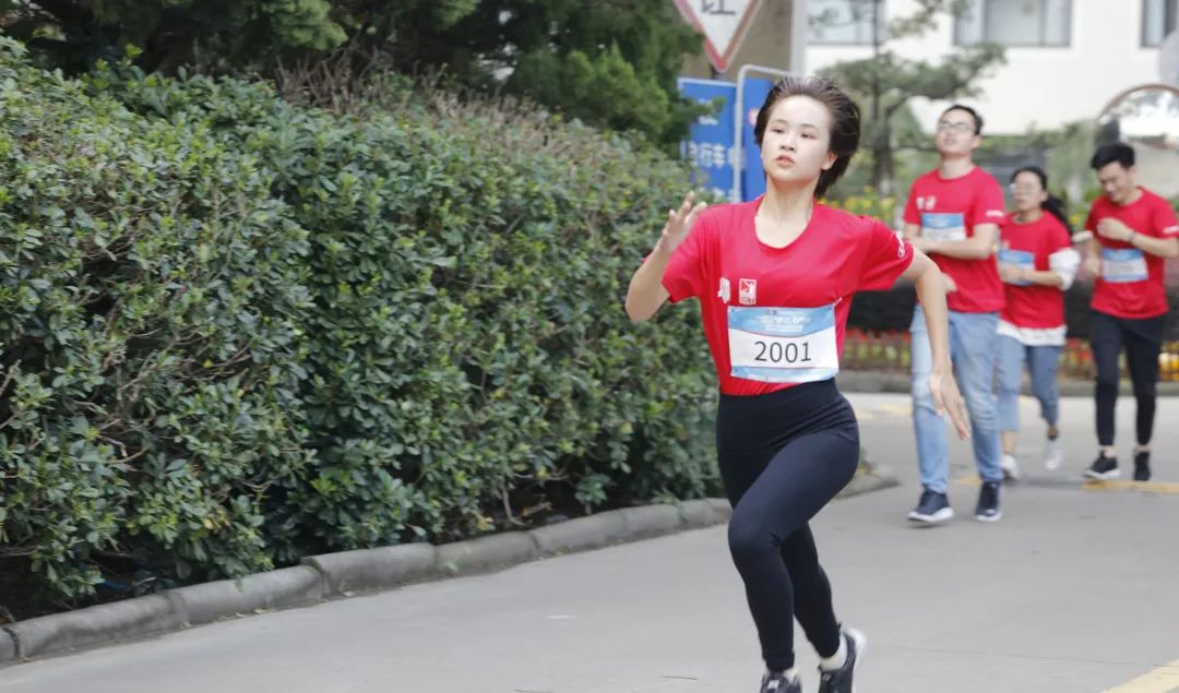奔跑吧,少年|2019中国大学生马拉松联赛宁波大学站激情开跑