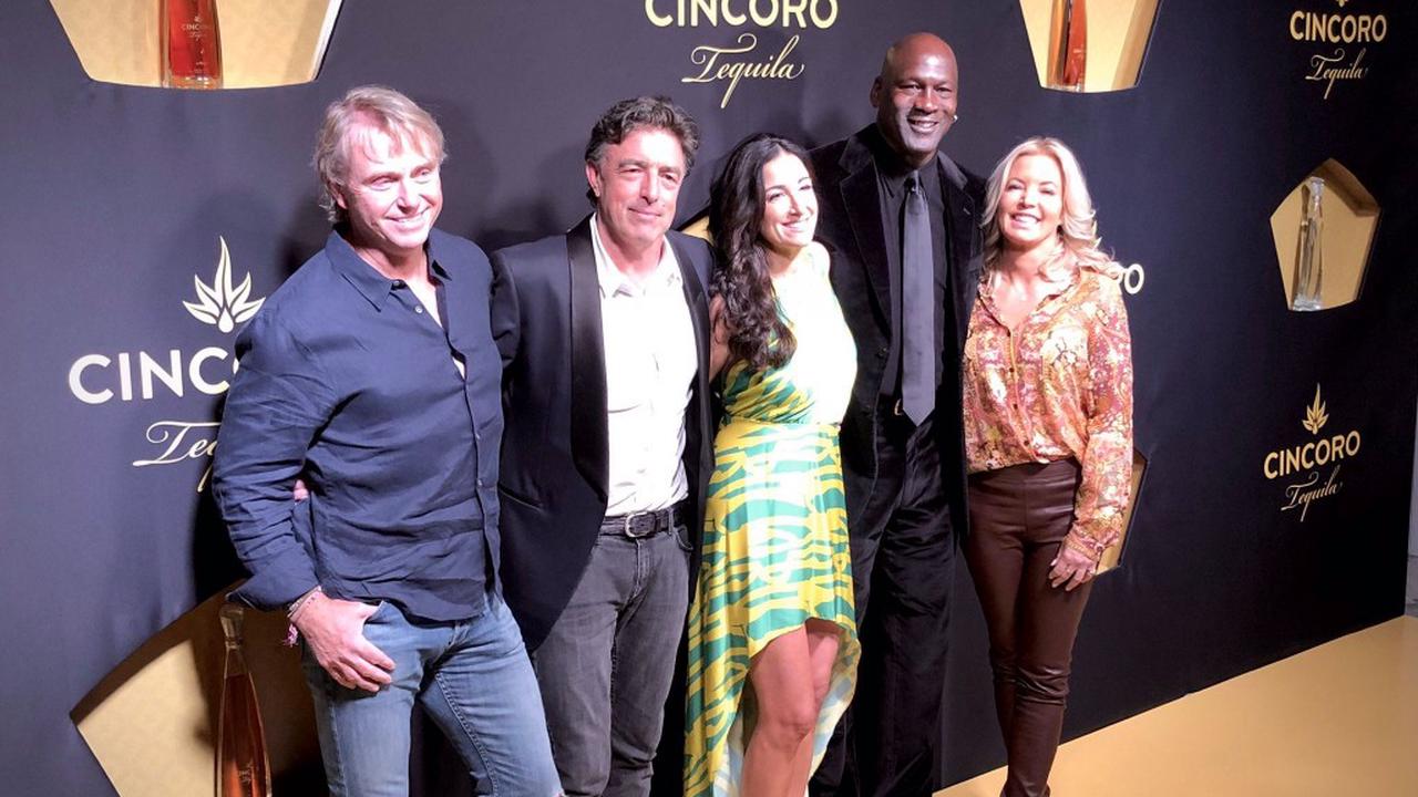 乔丹抽400美元雪茄,乔丹最爱抽的雪茄