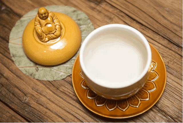 大中午的……看完这篇，更饿了