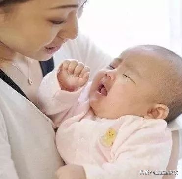 当心！宝宝便便变颜色，竟然跟健康有关......