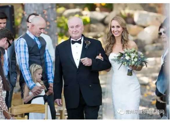 古代婚礼当天流程详细,结婚当天中式婚礼换装流程