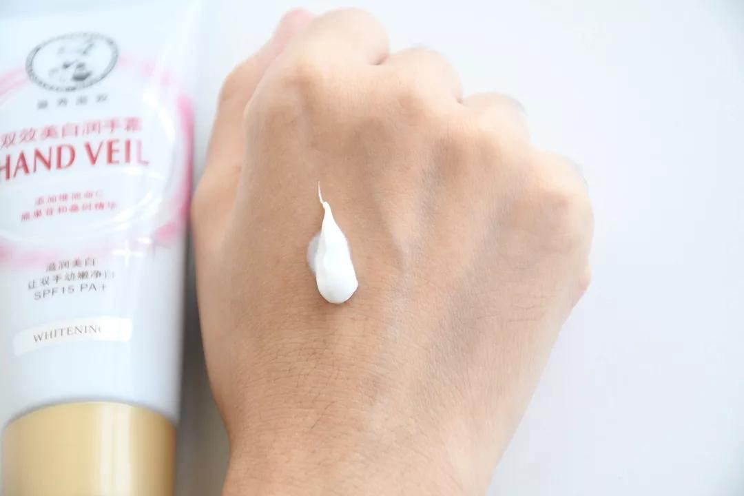 秋冬平价护手霜测评丨没想到，最好用的水蜜桃味只要4块钱？