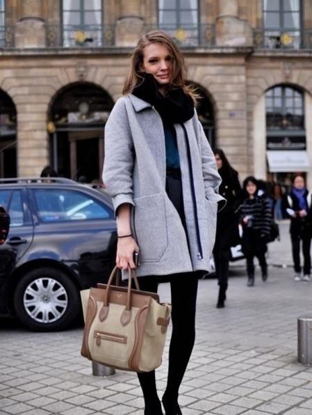 不同颜色的大衣穿法,灰色呢子大衣里面穿什么颜色好看