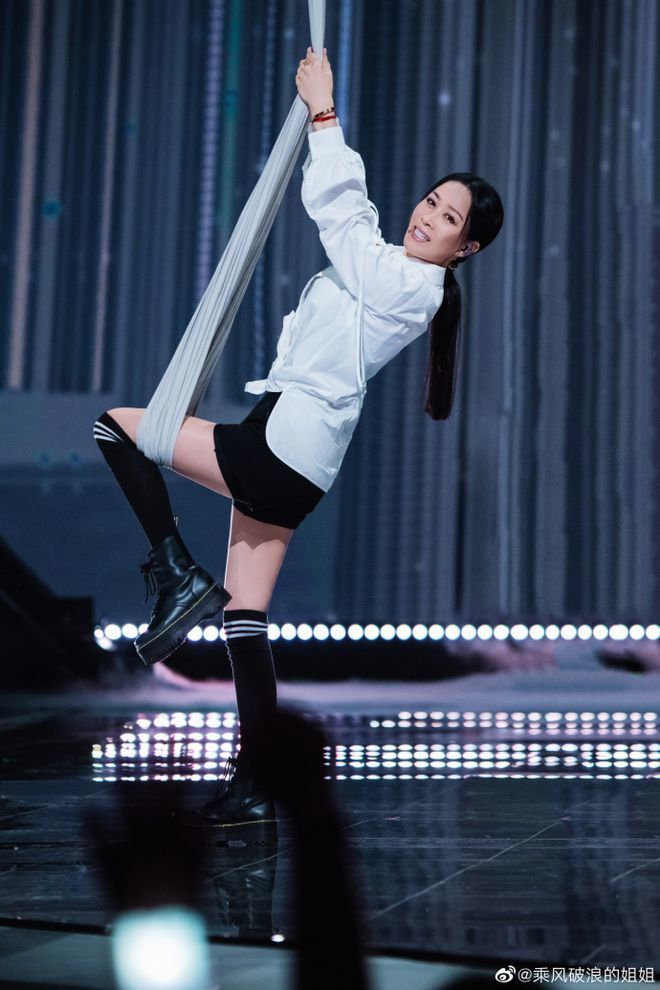 看披荆斩棘的哥哥的反应reaction,爸爸不管娃怎么办