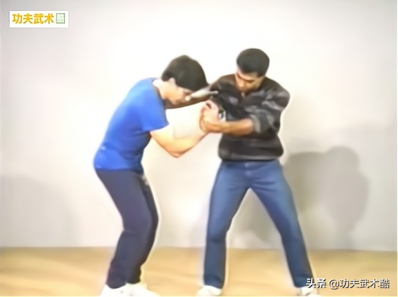 防身术一招制敌动画,动画防身格斗简单易懂