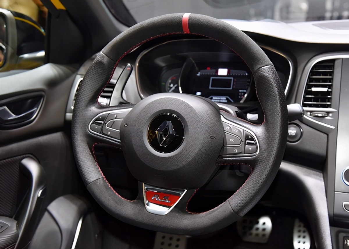 06款雷诺梅甘娜,法系梅甘娜rs