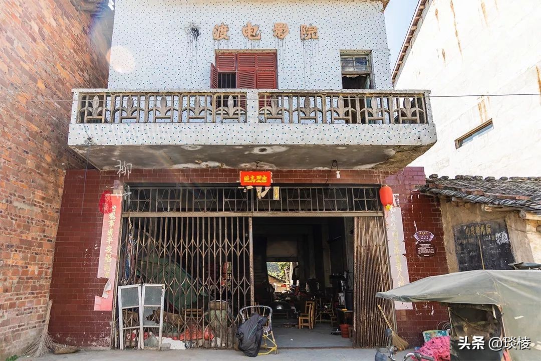 手里拿的不是大刀?最有文化的关二爷竟然藏在个古镇里