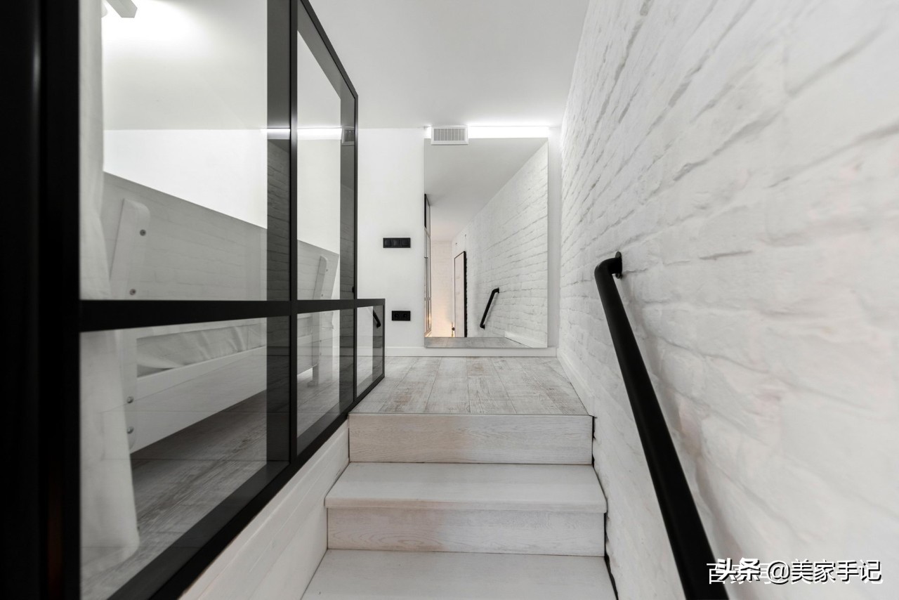 电视墙做玻璃隔断,装修房间用玻璃墙隔断效果图大全