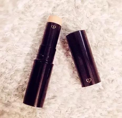 cpb钻光粉底液配什么散粉,cpb透亮粉底液上妆技巧