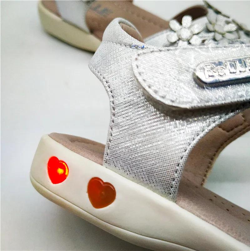 关爱孩子从鞋子开始,关爱宝宝从脚开始