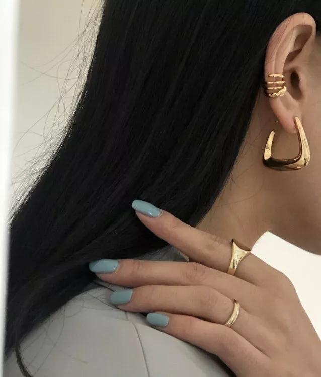 为啥相同的穿搭自己不穿不好看,同样的穿搭为什么别人穿更好看