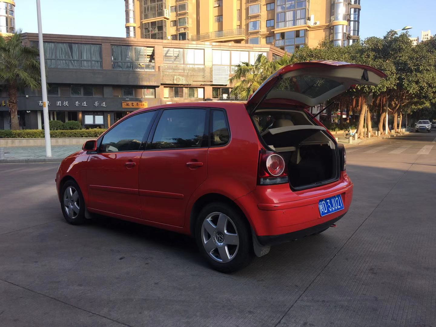 polo2011款1.6l自动二手,polo自动纵情乐活版落地价多少钱