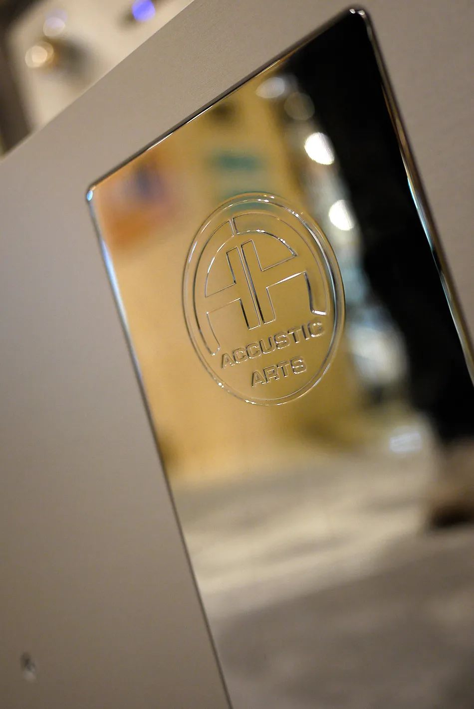 进口纯甲类后级功放,德国前级功放