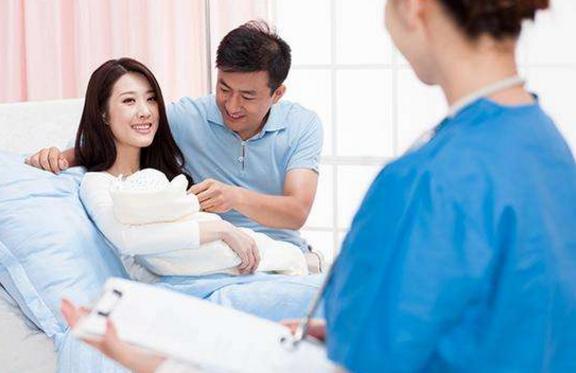 产后身体臃肿会恢复吗,产后一年身材难看怎么恢复