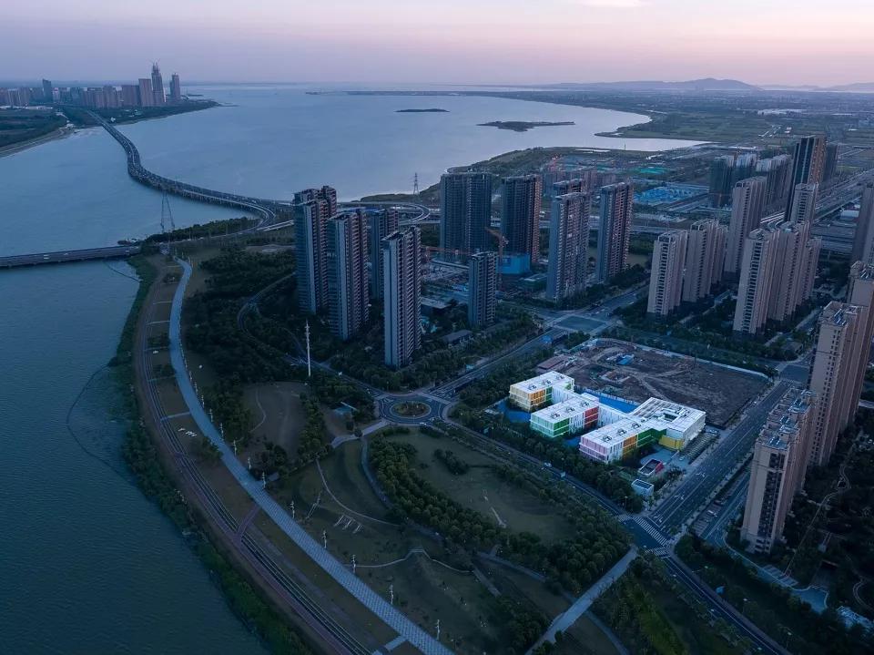 太湖新城学校篇吴江VS吴中：幼儿园-小学-初中-高中都拿出来比