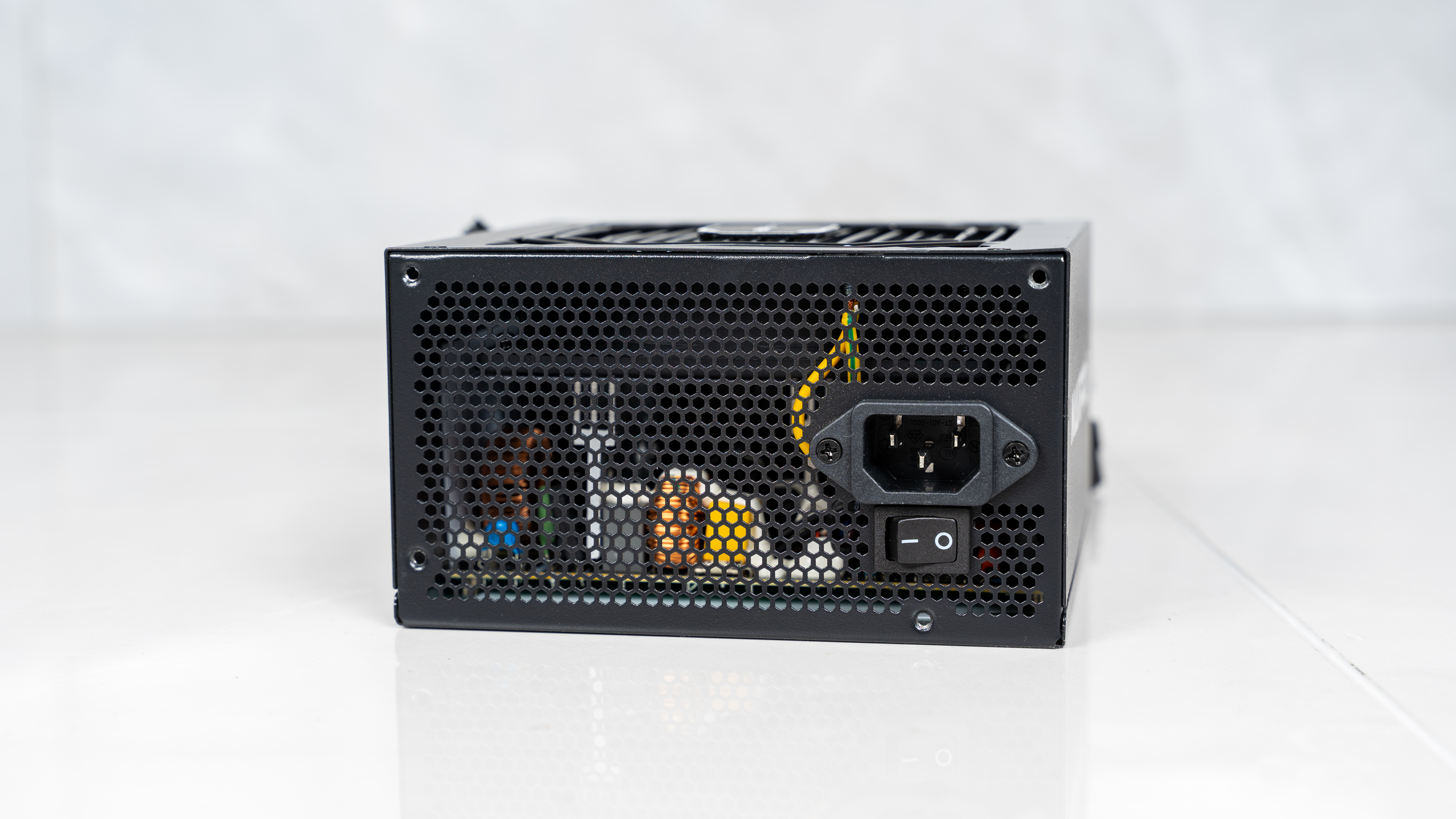 无显卡主机可以装显卡吗,无显卡主机自己怎么装显卡