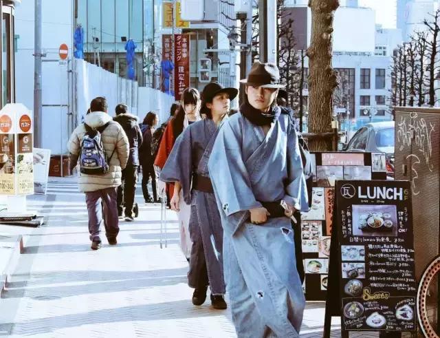 日本捡垃圾的忍者,日本人捡垃圾视频