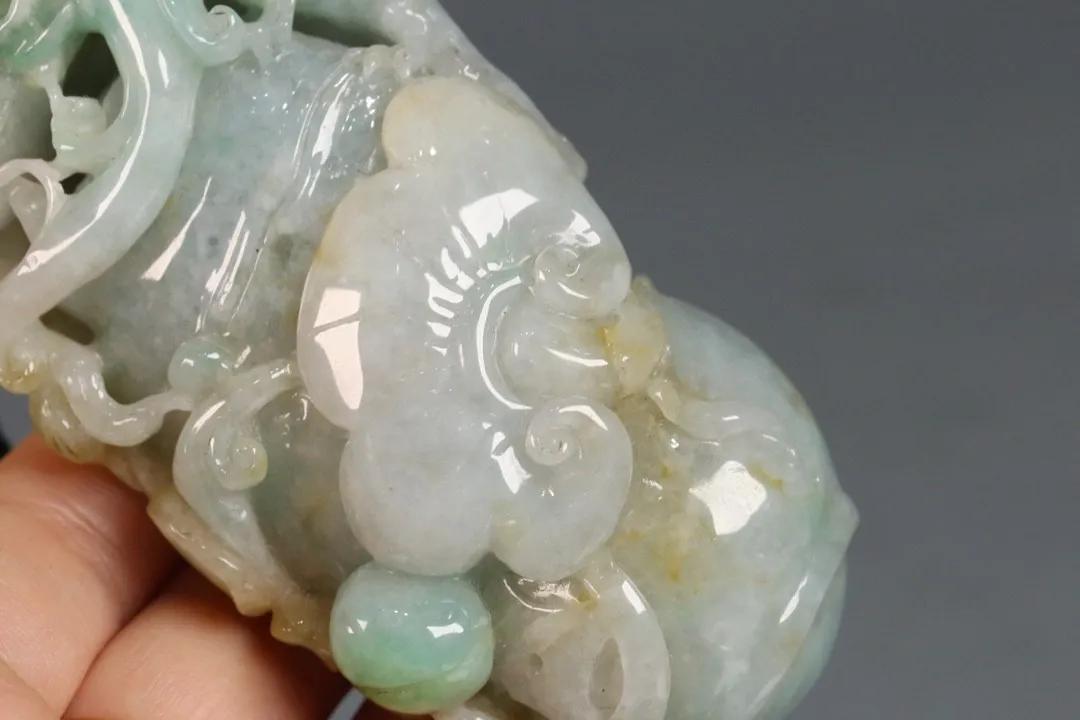 翡翠挂件分享,分享几款翡翠