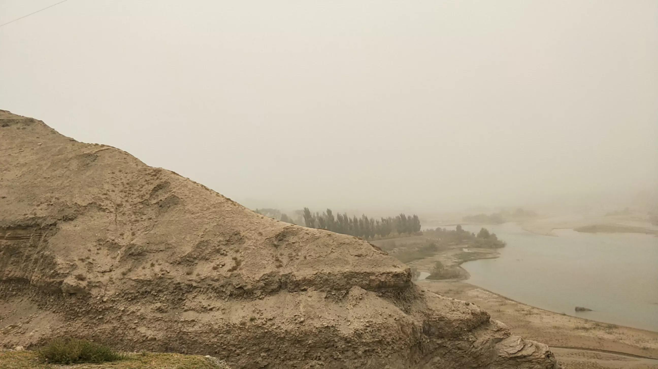 《西域札记》卷三·瀚海录·碎叶城之殇