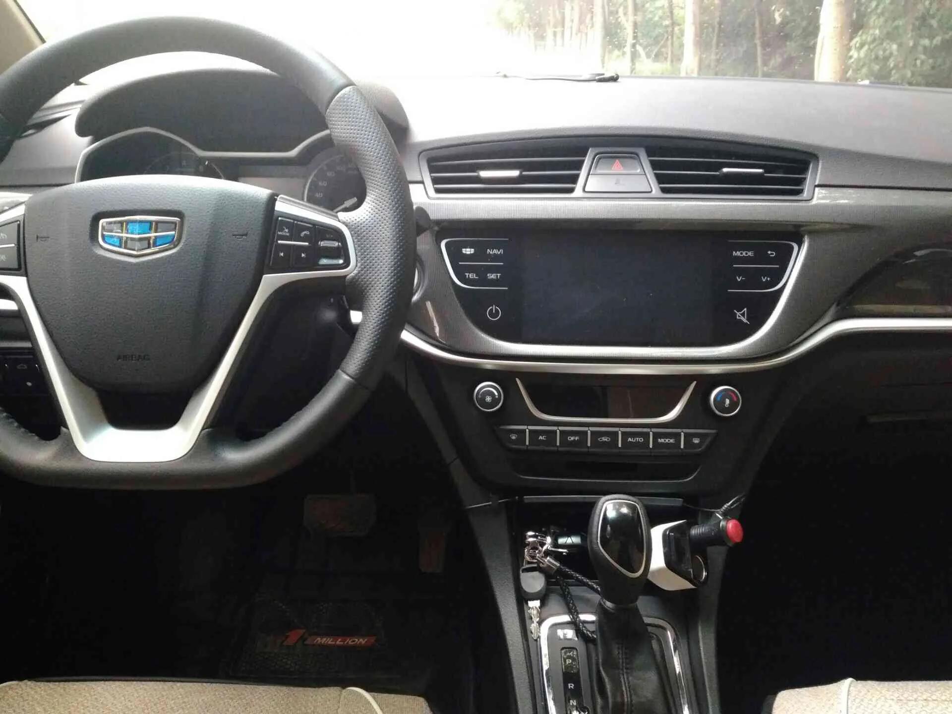 吉利帝豪2017百万款共多少辆,吉利帝豪百万款有几款