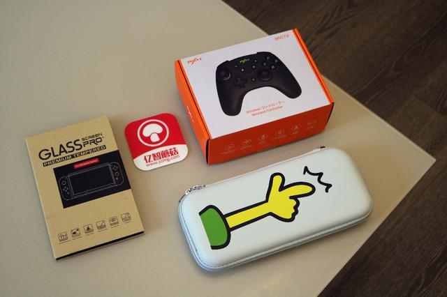 两个莱仕达手柄任天堂,游戏手柄switch莱仕达