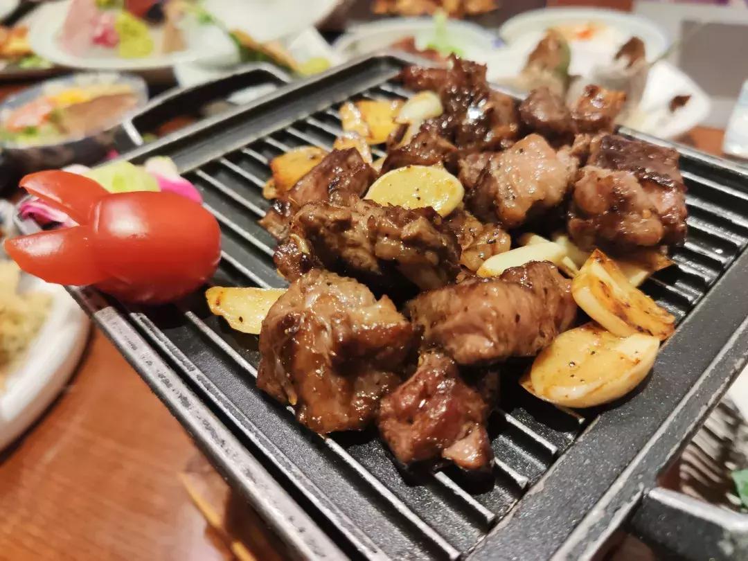 长春日料哪家最好吃,长春自助三文鱼不限量