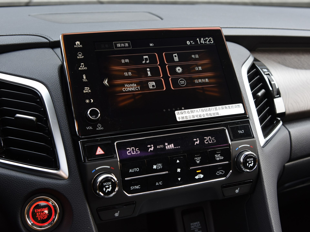 冠道和凯迪拉克xt5加速对比的视频,冠道和凯迪拉克xt5哪个更值得购买