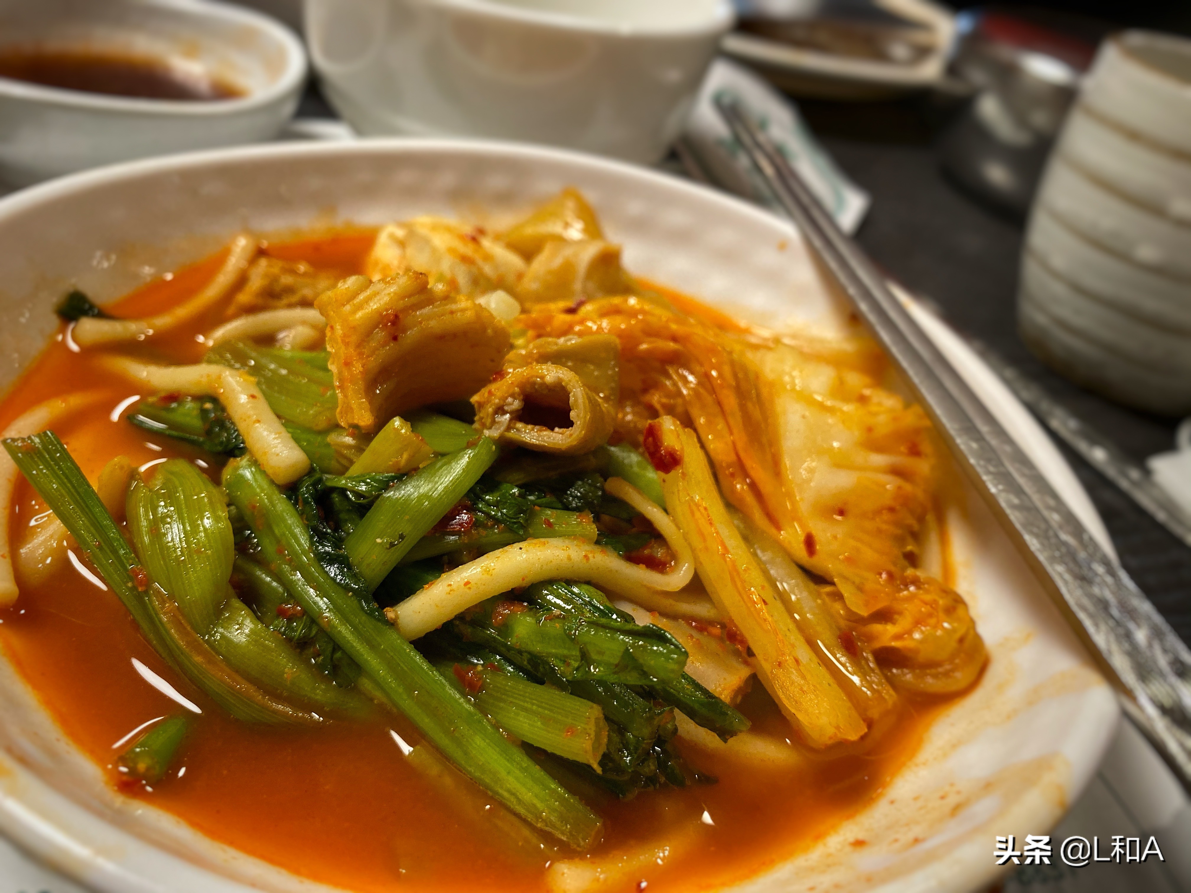 首尔：乙支路的烤内脏专卖店，前韩国总统的老相好