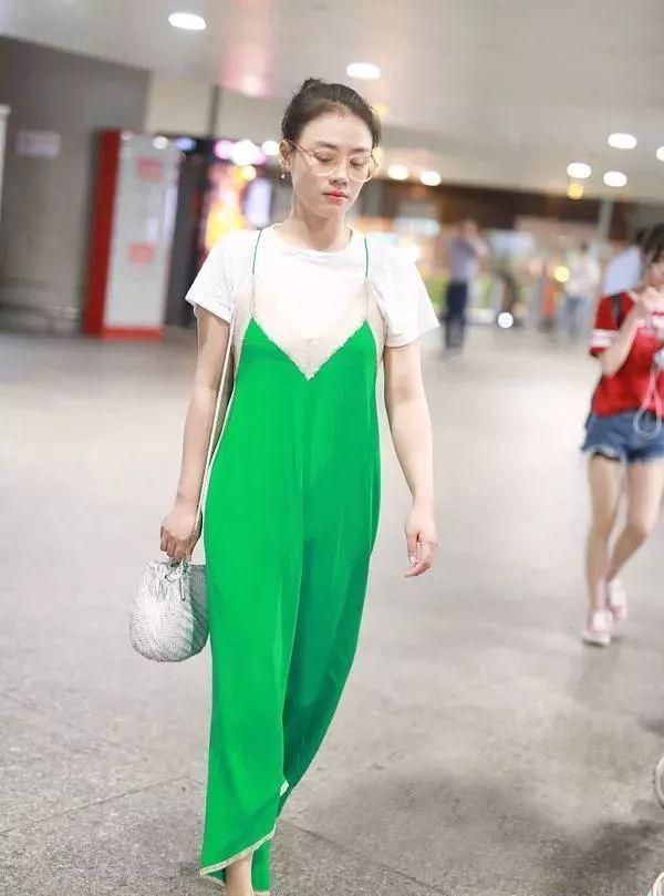 倪妮毛晓彤撞衫,倪妮毛晓彤红毯斗艳