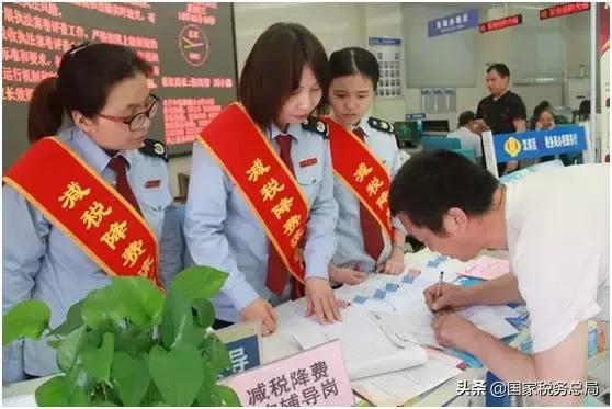 不忘初心多地密集出台稳经济政策,不忘初心深入改革