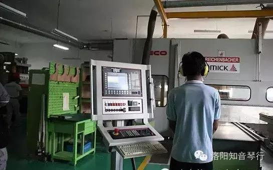 三益samick钢琴多少钱,samick钢琴二手的价格